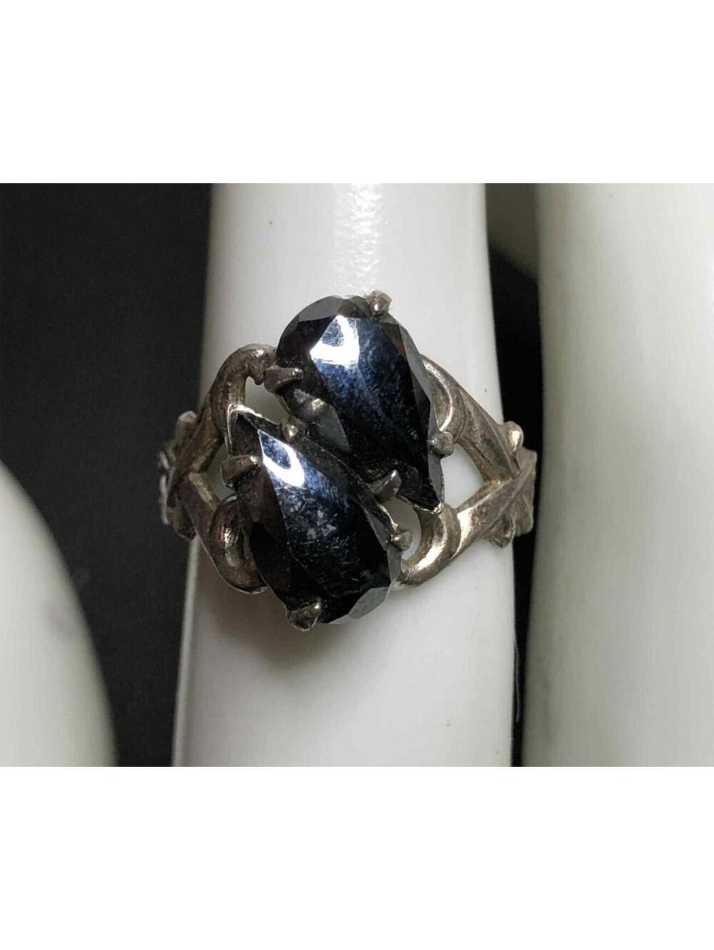 5463 VNTG Patina Sterling 925 Signed CAMEO Hematite Vine Ring Sz 5 (2.9 grams)